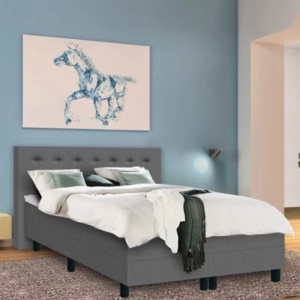 Capella Falco 1.000 v/m gestoffeerd