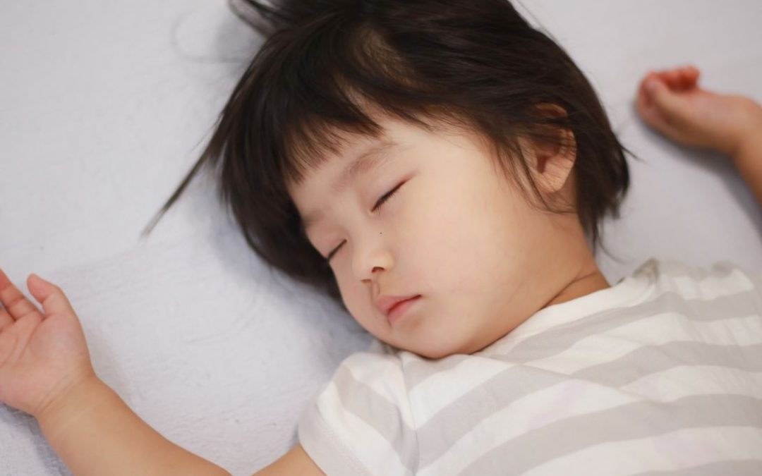 Dit effect heeft nachtrust op de eetlust van je kind