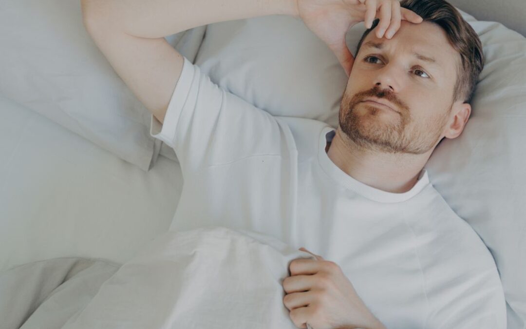 Midden in de nacht wakker? 7 tips om snel weer in slaap te vallen