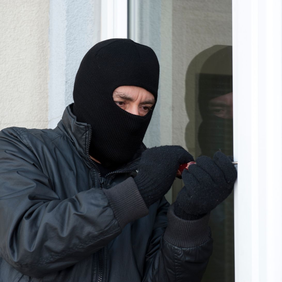 Inbreker kan niet inbreken in slaapkamer, bewoner kan veilig slapen